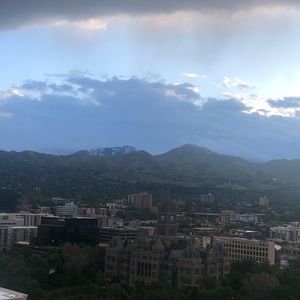 Meet your Posher, Meredith